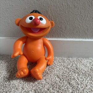 Vintage 1996 Tyco Baby Ernie Bath Tub Toy Doll Sesame Street 11" No Diaper